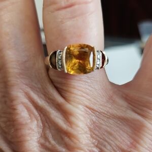 Elegant Citrine And Garnet Gemstone Ring with Diamond Accents   10 Kt Gold